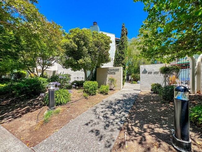 Two Bedroom Napa Condo - Two Bedroom Napa Condo