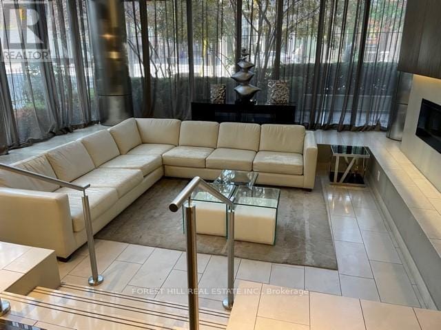 Photo - 320 Richmond St E Unit 619