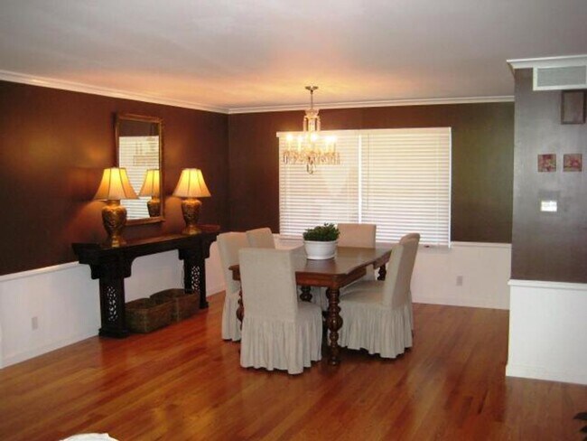 Photo - 108 E Burnam Rd Unit A