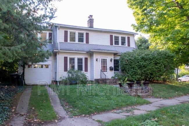 Building Photo - 1151 Hillcrest Rd Rental