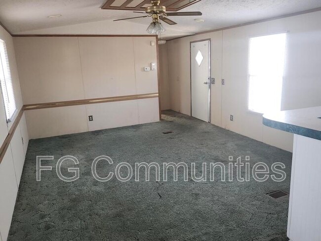 Photo - 2015 Keith Ln