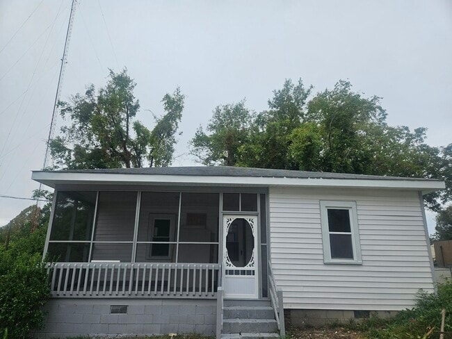 Building Photo - 1101 Short St Rental