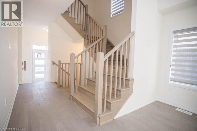 Photo - 26 Wakeling Dr