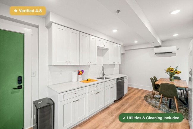 Photo - New RoostUp Furnished Private Bedroom in Somerville, Boston!