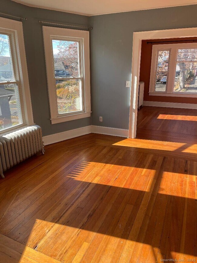 Photo - 42 Oakland St Unit 2