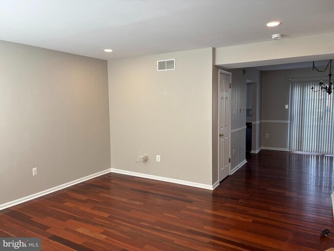 Photo - 4101 Captain Molly Cir