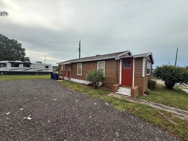 Building Photo - 713 N 19th St Rental