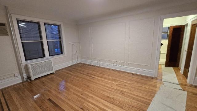 Building Photo - 1 bedroom in ASTORIA NY 11103 Unit 2R Rental