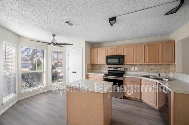 Photo - 4913 Mountain Ridge Ln