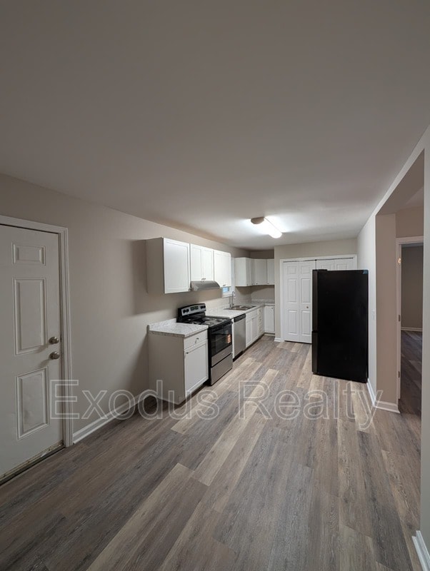 Photo - 414 Maple Ave