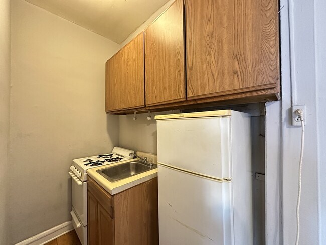 Photo - 2849 N Burling Unit 302