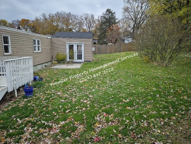 Photo - 3712 51st St