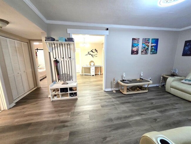 Photo - 9320 N Elmer St