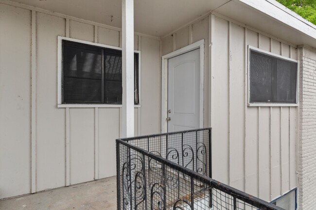 Photo - 3906 Video St Unit F