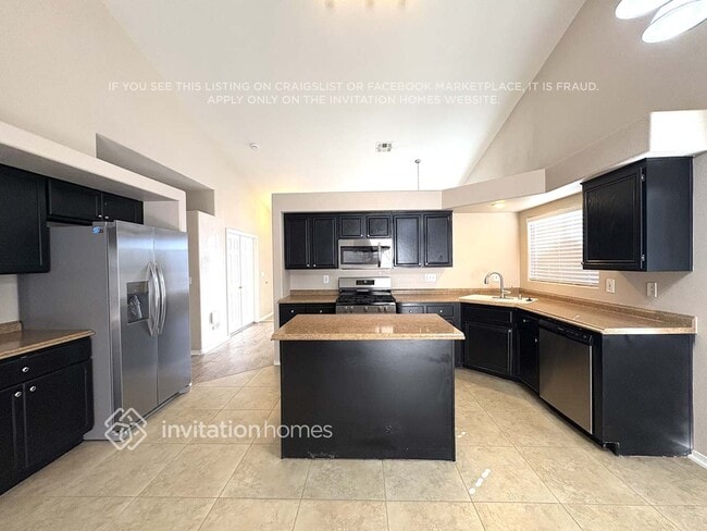 Photo - 2424 Carolina Ct