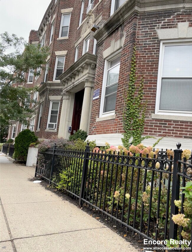 Photo - 112 Jersey St