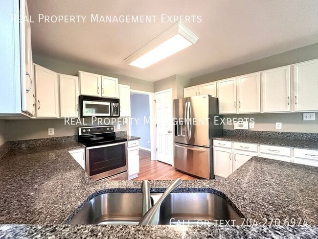 Photo - 9902 Redbud Tree Ct