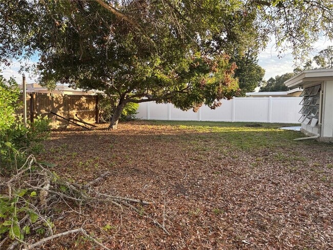 Photo - 1751 Suffolk Dr