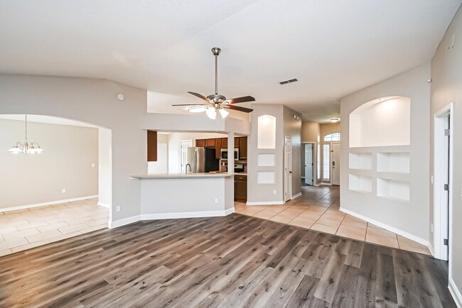 Photo - 2916 Waters View Cir