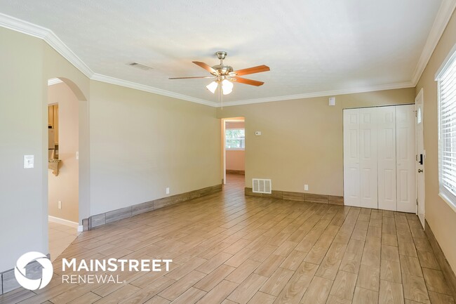 Photo - 4440 Naranja Dr S