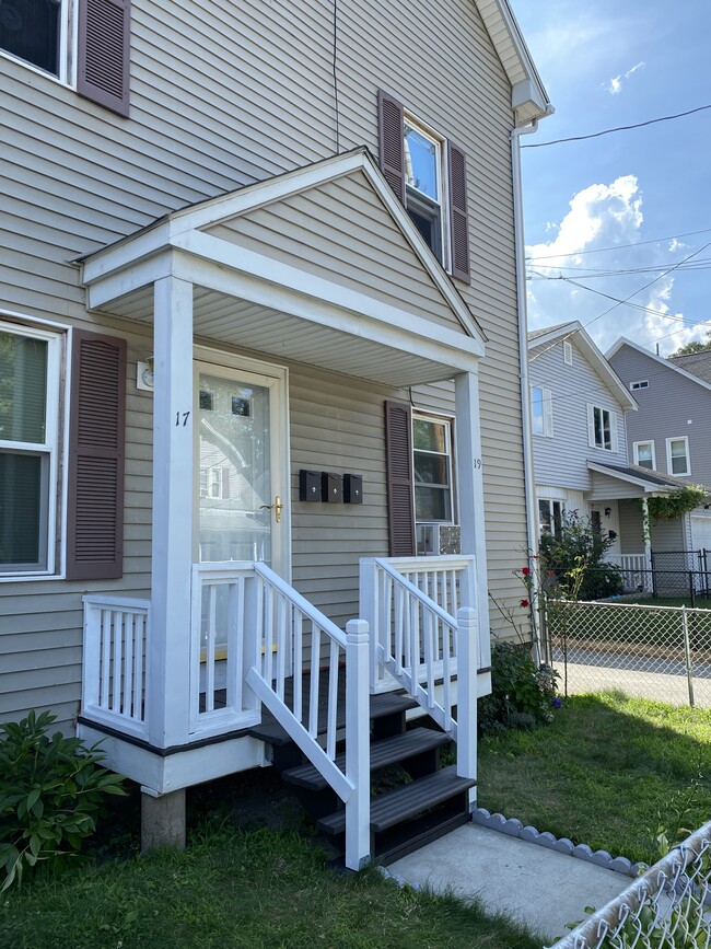 Front & back door - 17 Charbonneau Ter Unit 1st FL