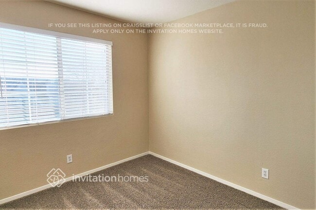 Photo - 4904 Spur Way