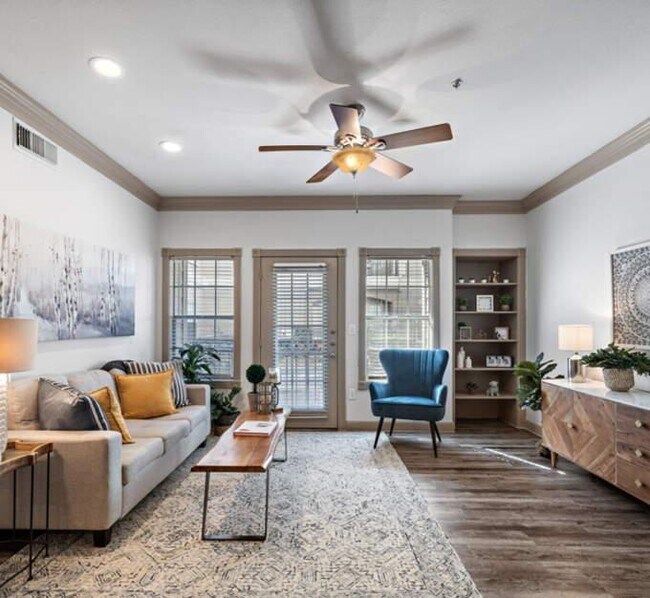 Building Photo - 2 bedroom in Houston TX 77042 Unit 2292 Rental