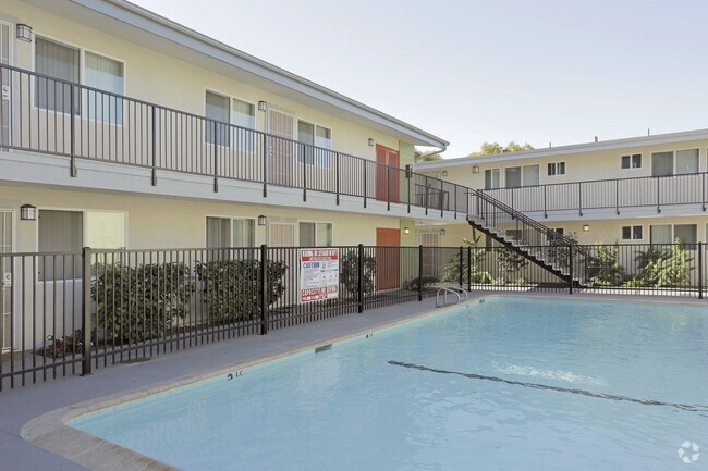 Photo - Belwood Arms