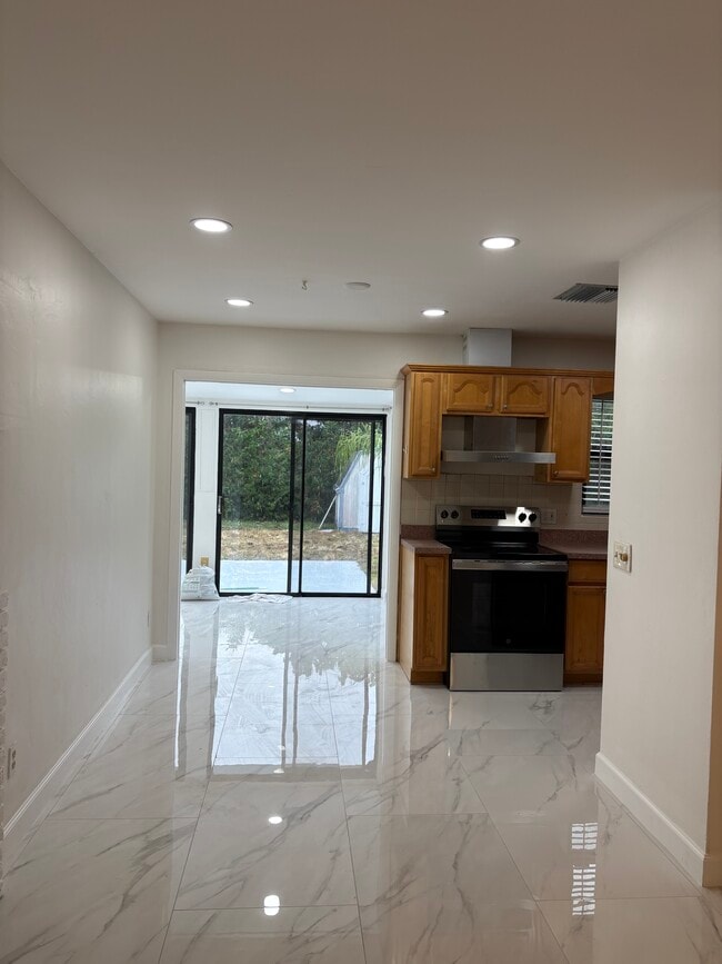 Photo - 355 Arlington Rd