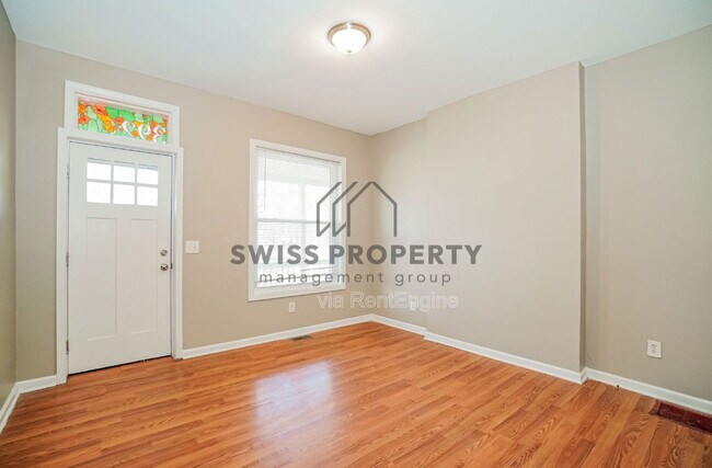 Photo - 392 N Garfield Ave