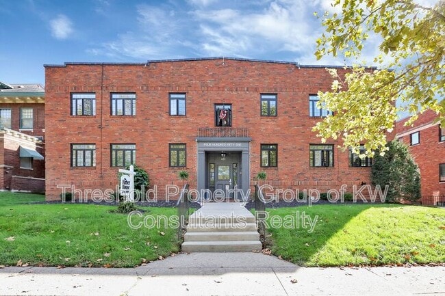 Photo - 451 E Town St Unit 107