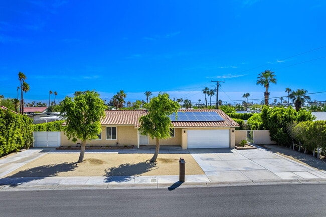 Photo - 2240 N San Gorgonio Rd