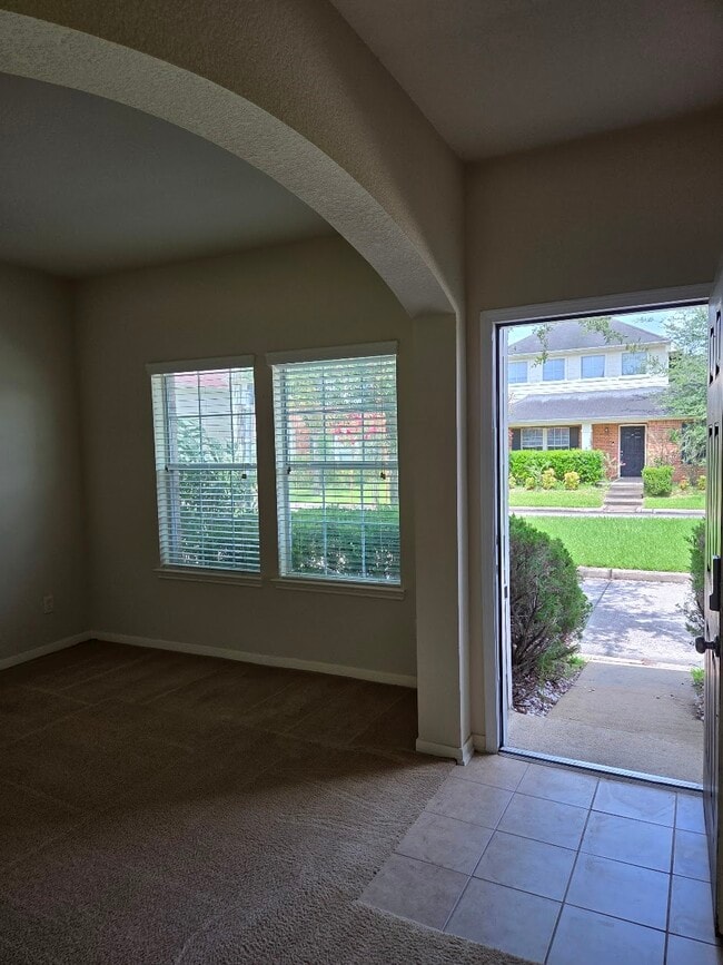Photo - 11805 Princess Garden Way