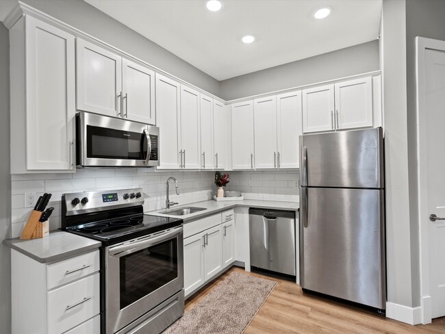 Photo - Cedar Valley Luxury Apartments