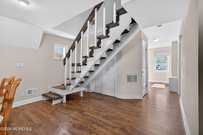 Photo - 13 Clearwater Way