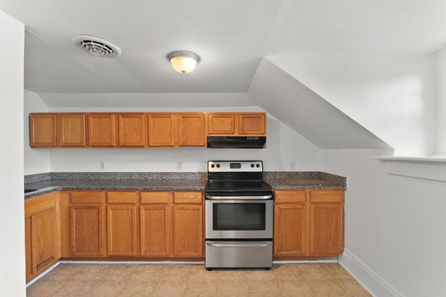 Photo - 104 N Layton Ave