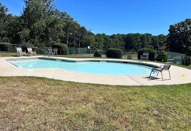 Photo - 11 Whispering Oaks Way Townhome