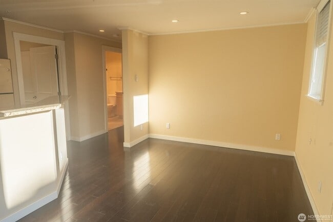 Photo - 2Bd/2Ba Seattle Condo Unit 201