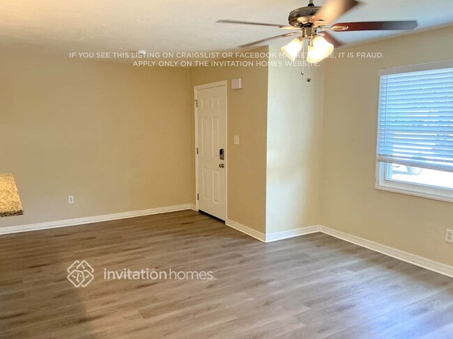 Photo - 300 Kilmer Ave