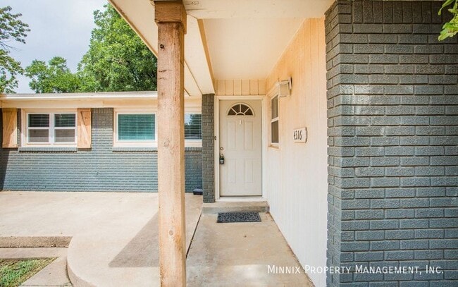 Photo - 4316 44th St