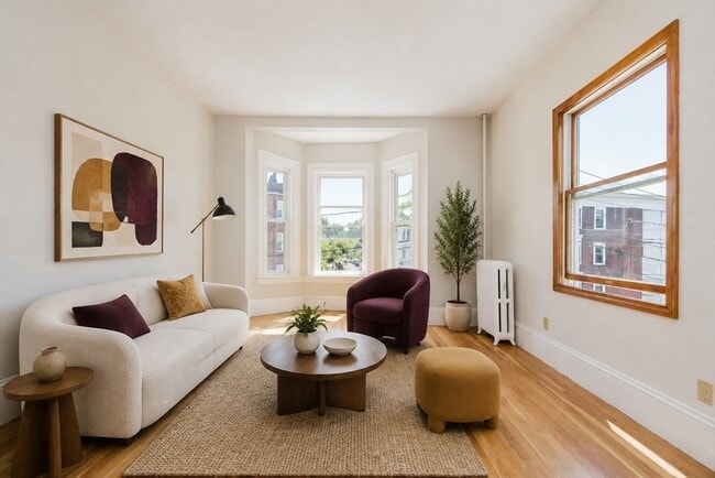Building Photo - 77 Easton St Unit #2