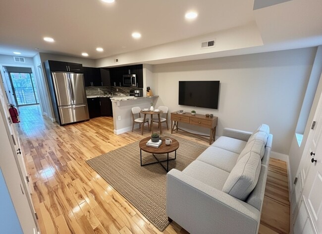 Building Photo - 443 Wiota St Unit B