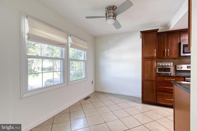 Photo - 1640 Mt Airy Ct