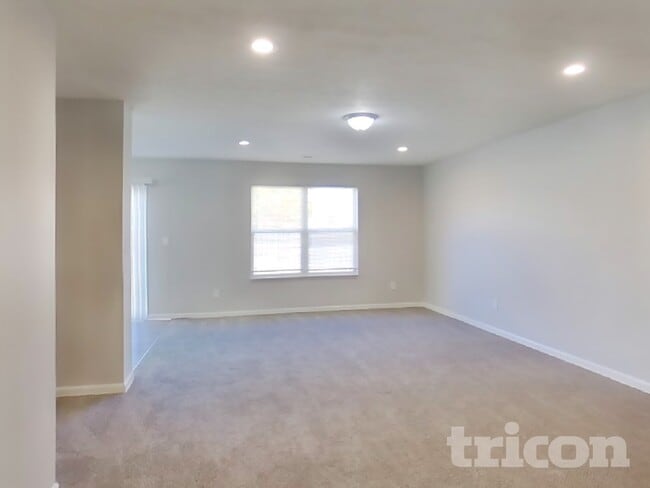 Photo - 11268 Lucky Dan Dr