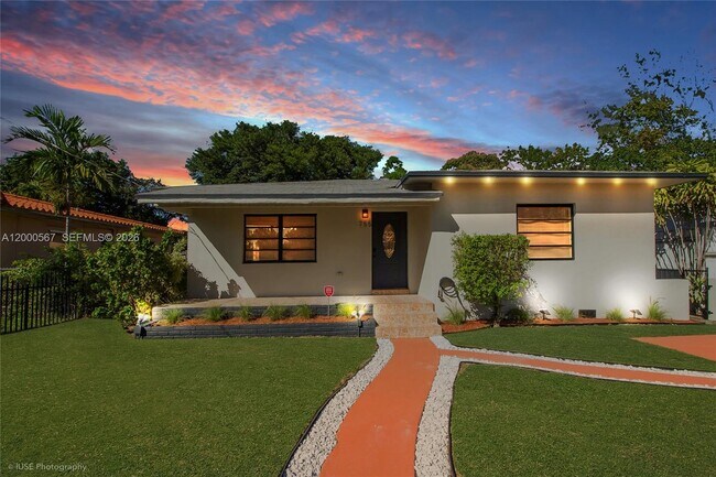 Photo - 755 NW 43rd St