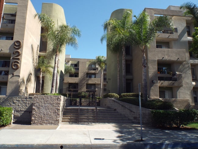 Renaissance Terrace
