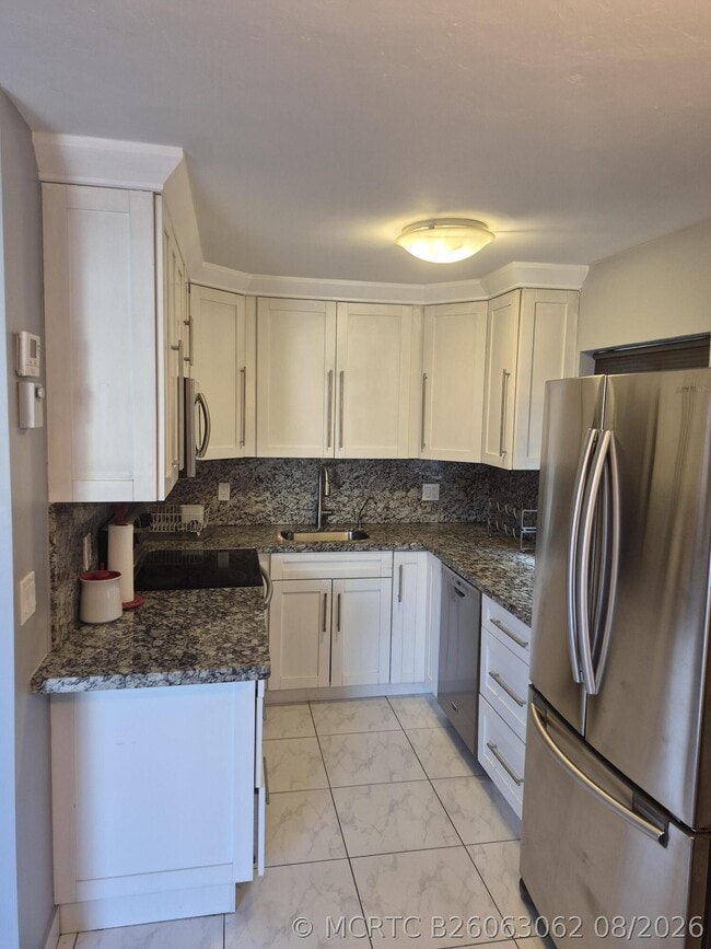 Building Photo - 3362 Cynthia Ln Unit 114