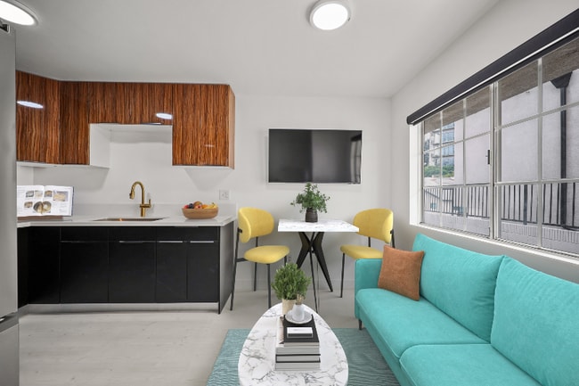 Photo - 920 Everett St Unidad E