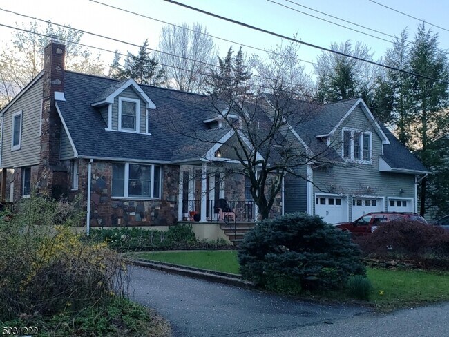 6307 Tuckerman St Riverdale Md 20737 Mls Mdpg535880 Redfin