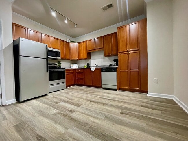 Photo - Palisades at Howell Road